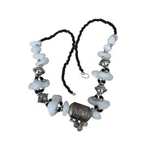 White Jade & Onyx Beaded Tibetan Necklace With Silver-Plated Pendant 21"
